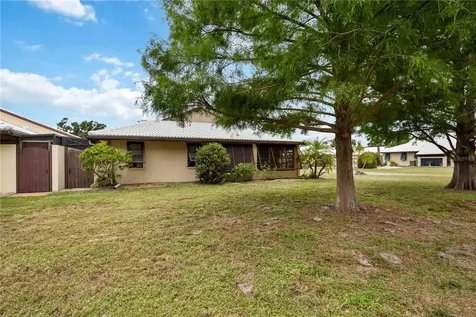 98 Drifting Sands Drive Venice FL 34293