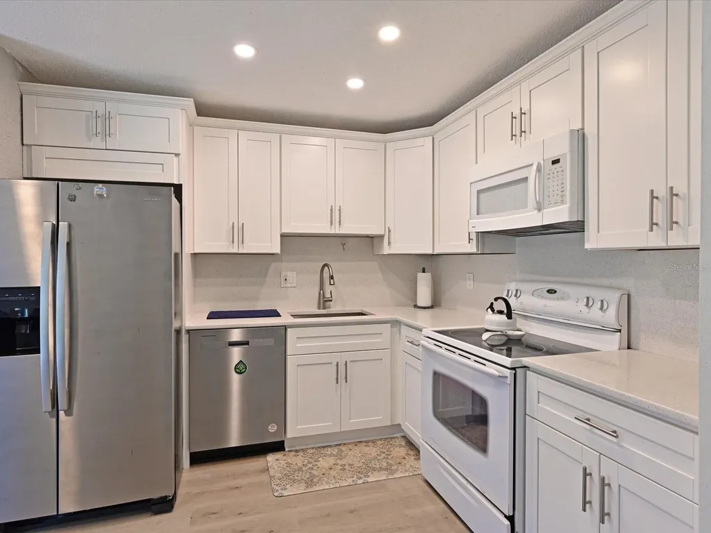 4105 35th Avenue W Bradenton FL 34205