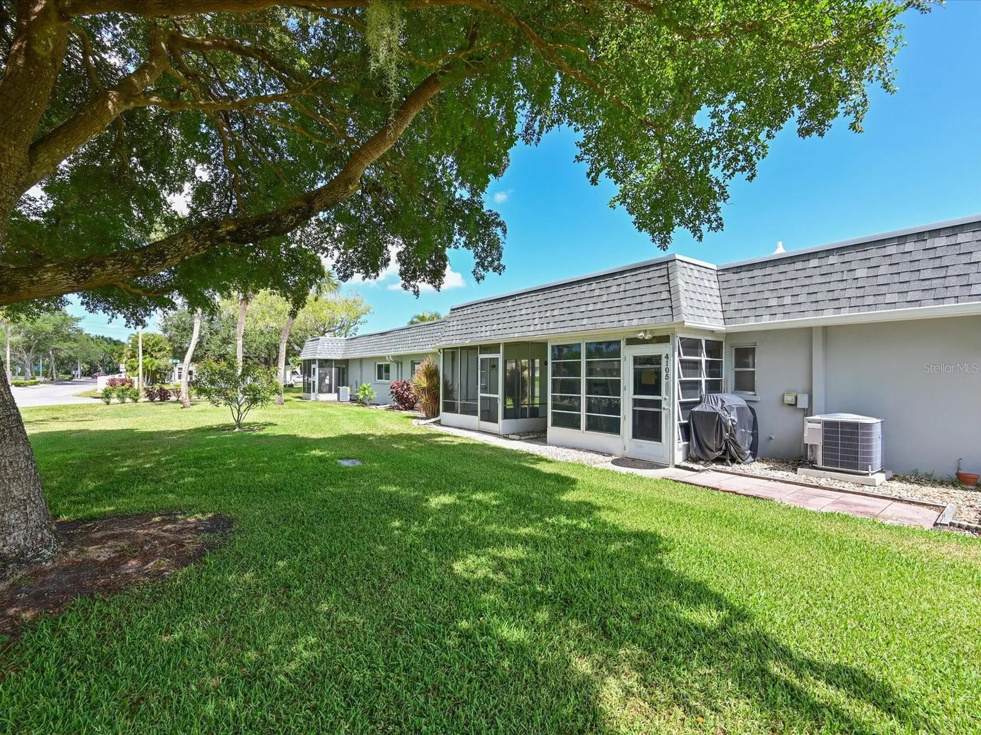 4105 35th Avenue W Bradenton FL 34205