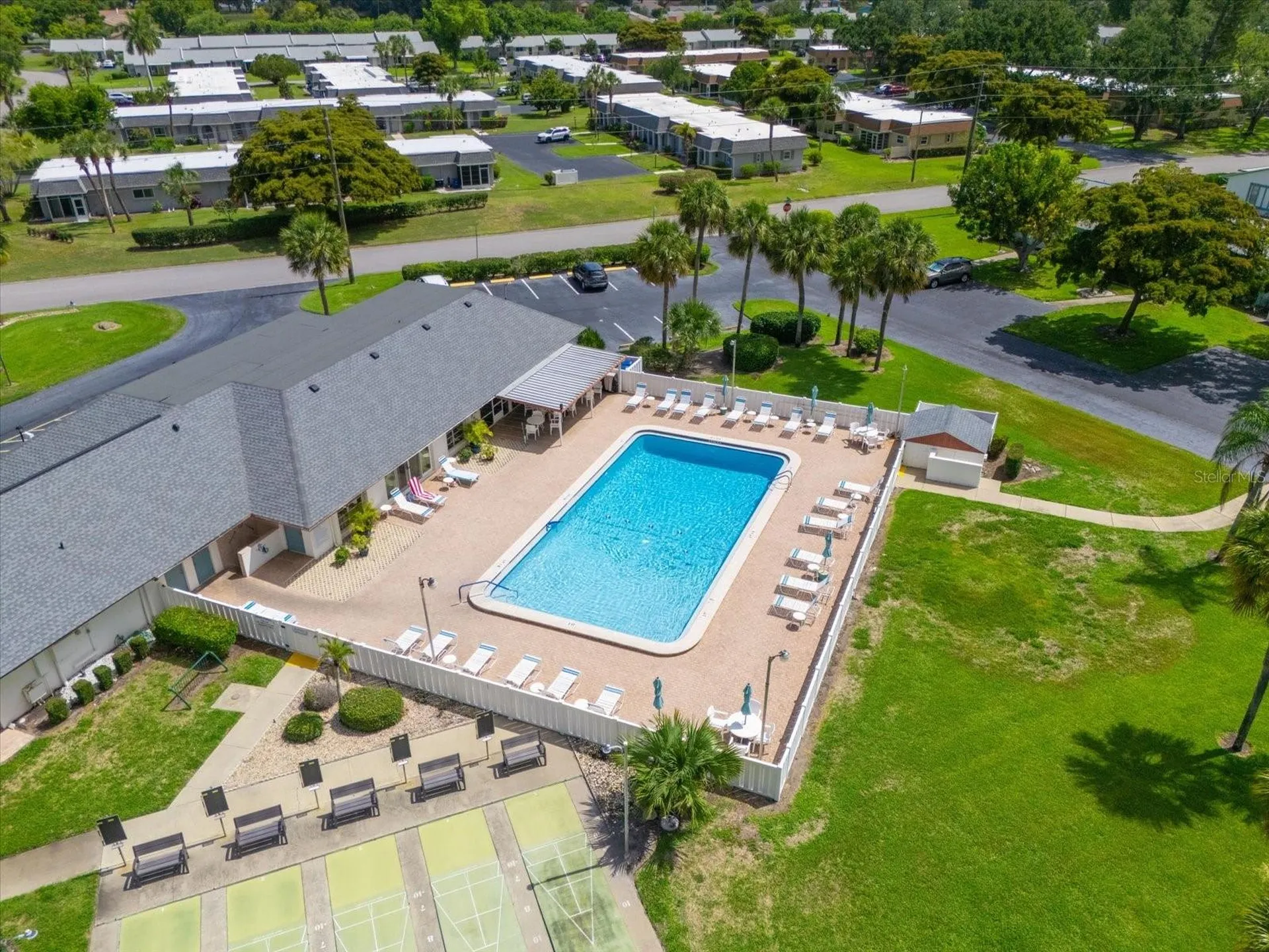 4105 35th Avenue W Bradenton FL 34205