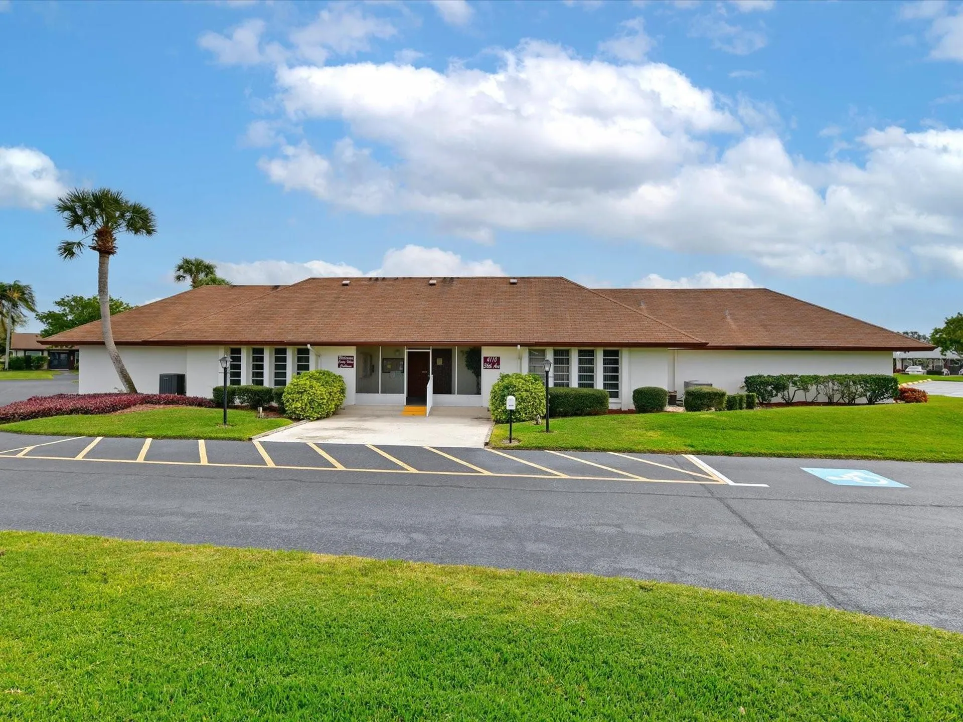 4105 35th Avenue W Bradenton FL 34205