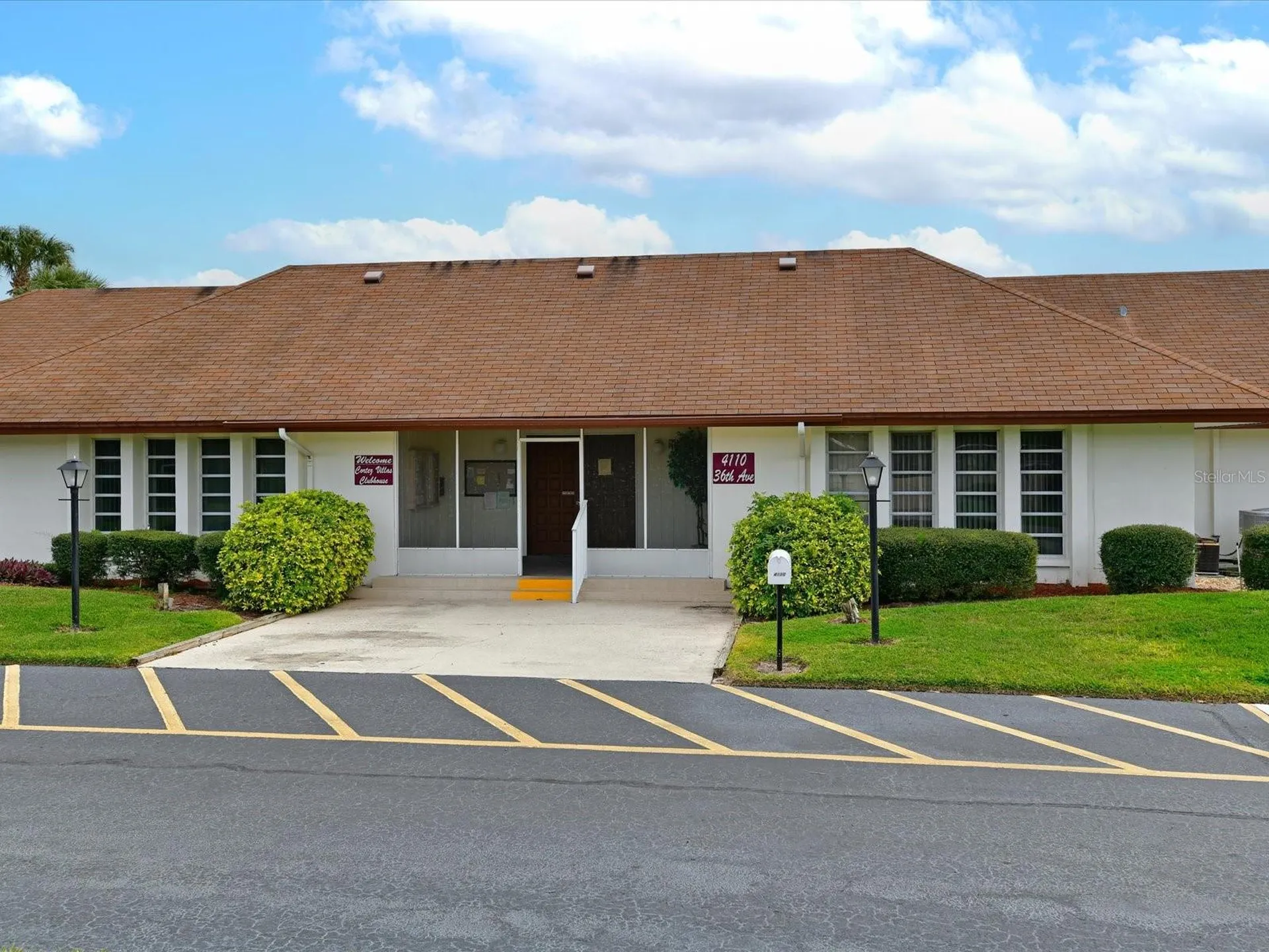 4105 35th Avenue W Bradenton FL 34205