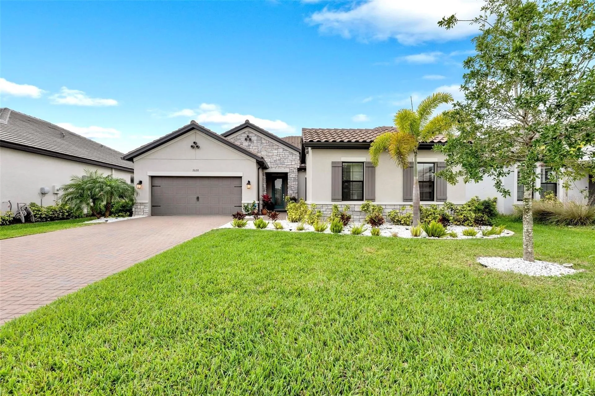 2028 Woodleaf Hammock Court Bradenton FL 34211