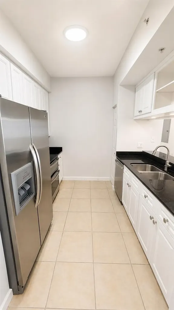 1064 N Tamiami Trail Sarasota FL 34236