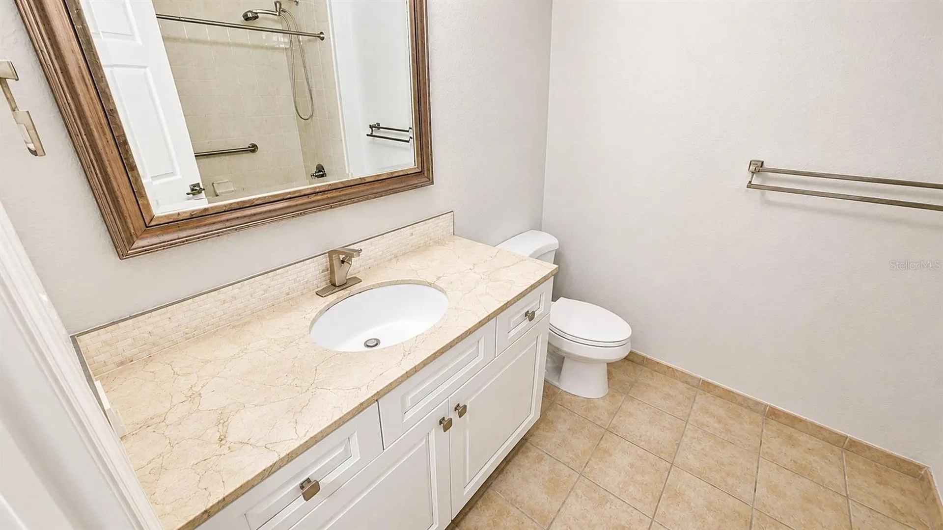1064 N Tamiami Trail Sarasota FL 34236