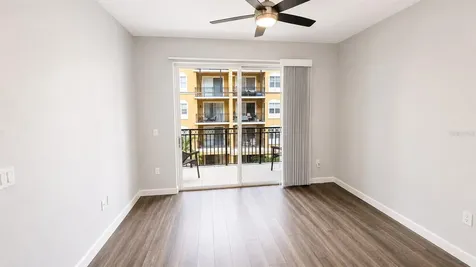 1064 N Tamiami Trail Sarasota FL 34236