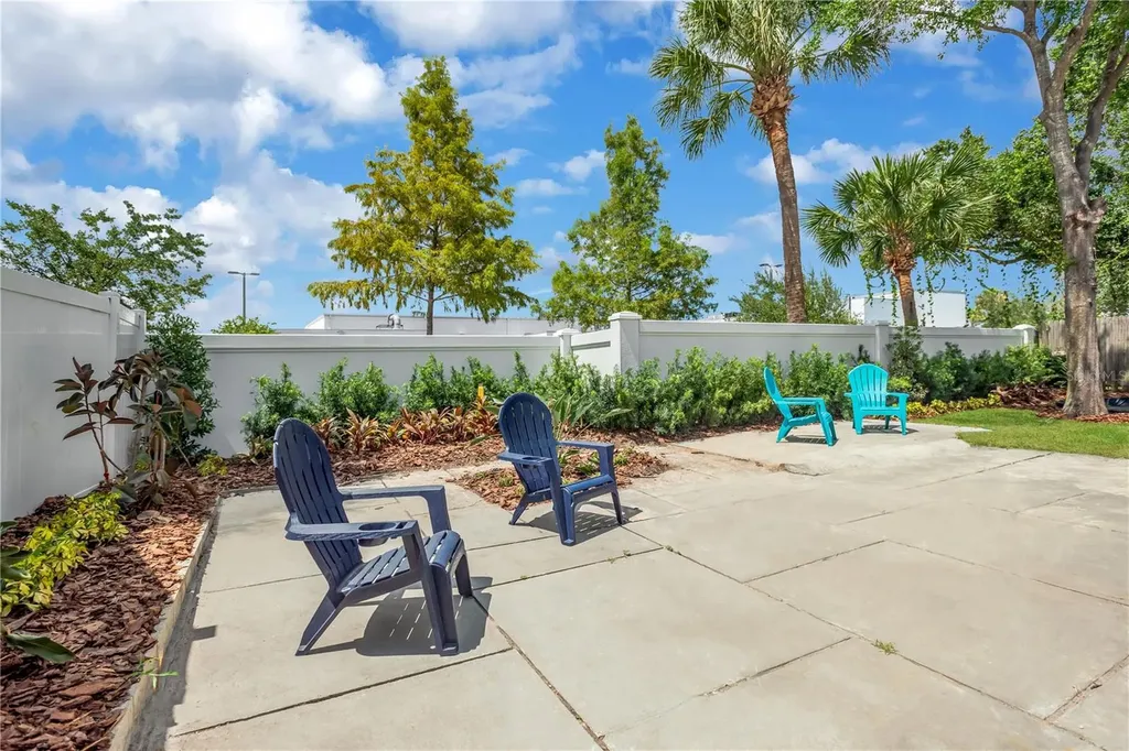 3903 W Palmetto Street Tampa FL 33607