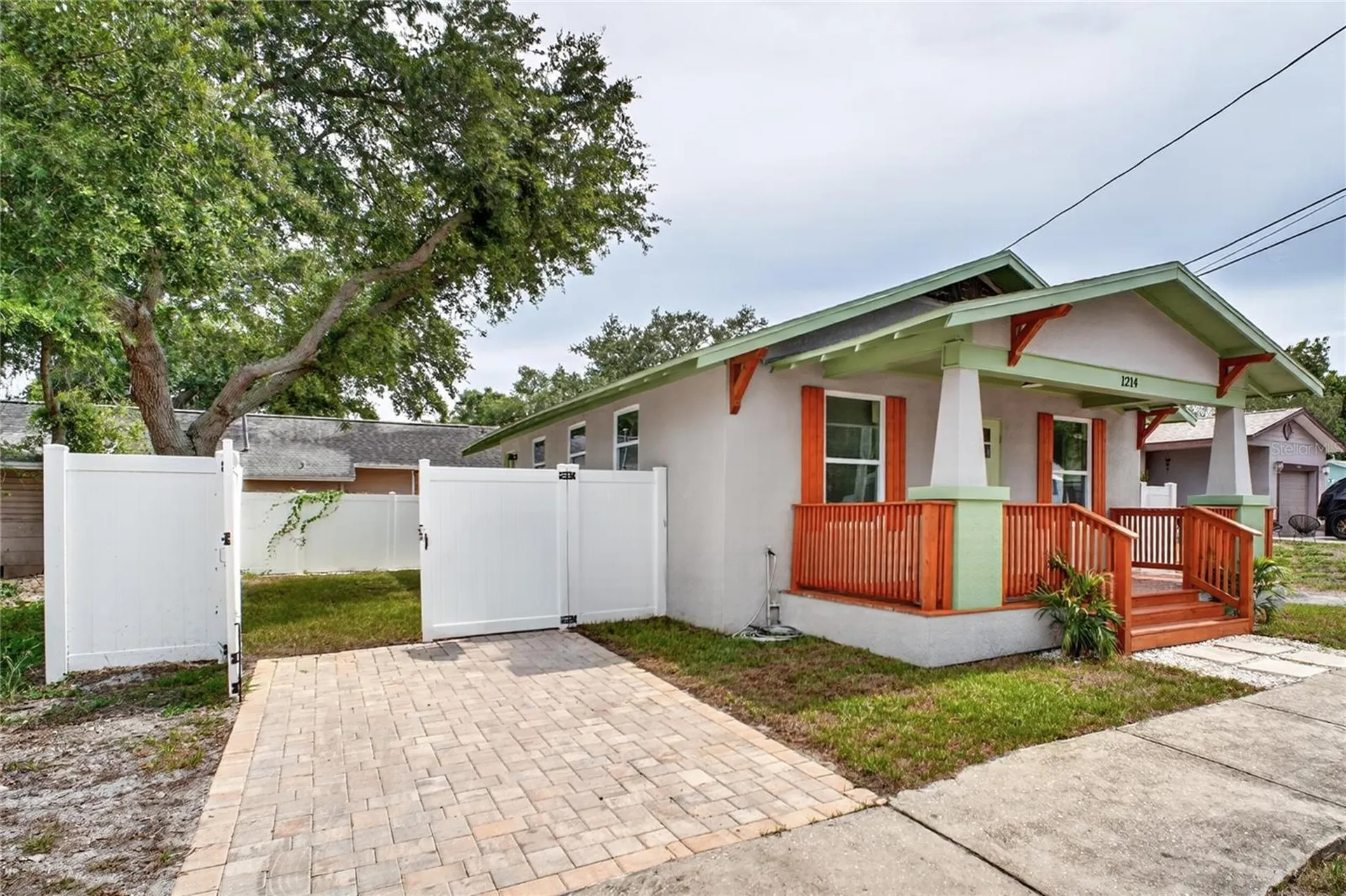 1214 20th Avenue S St Petersburg FL 33705