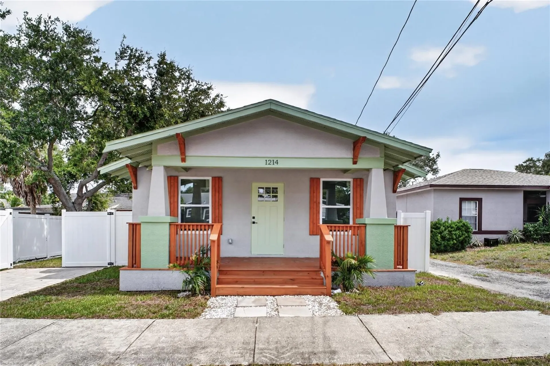 1214 20th Avenue S St Petersburg FL 33705