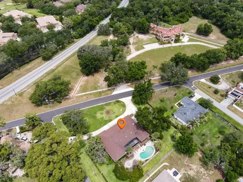 900 N Citrus Avenue Howey In The Hills FL 34737