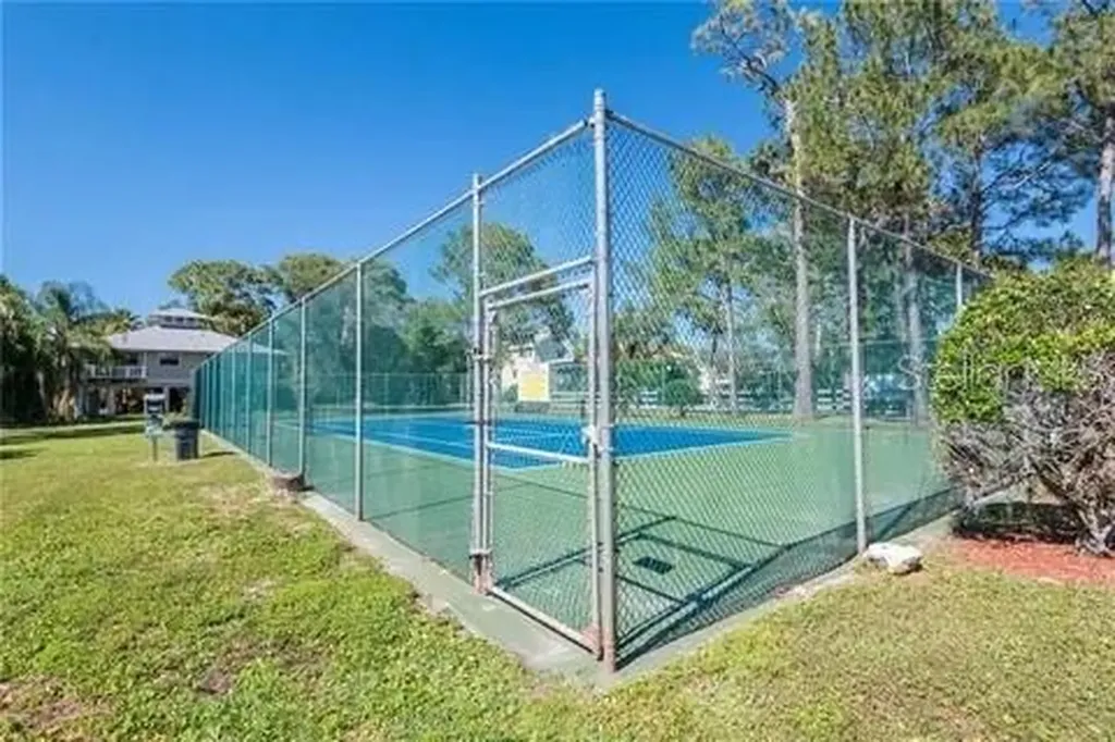 1500 Sunset Road Tarpon Springs FL 34689