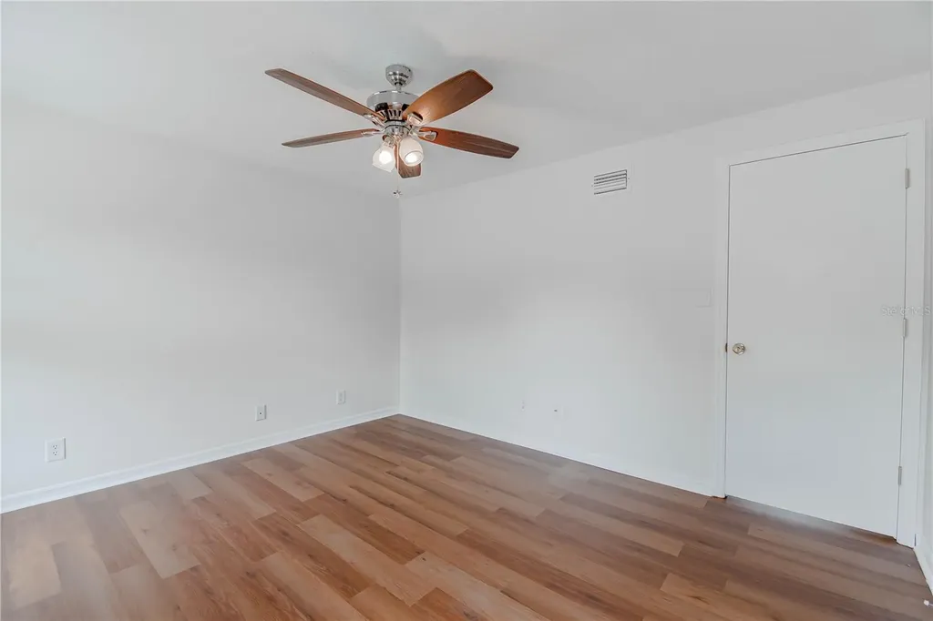 13538 Embassy Park Court Dade City FL 33525