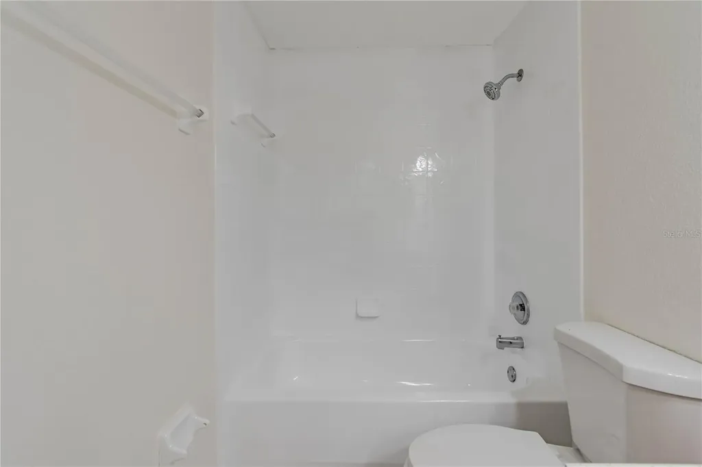 13538 Embassy Park Court Dade City FL 33525