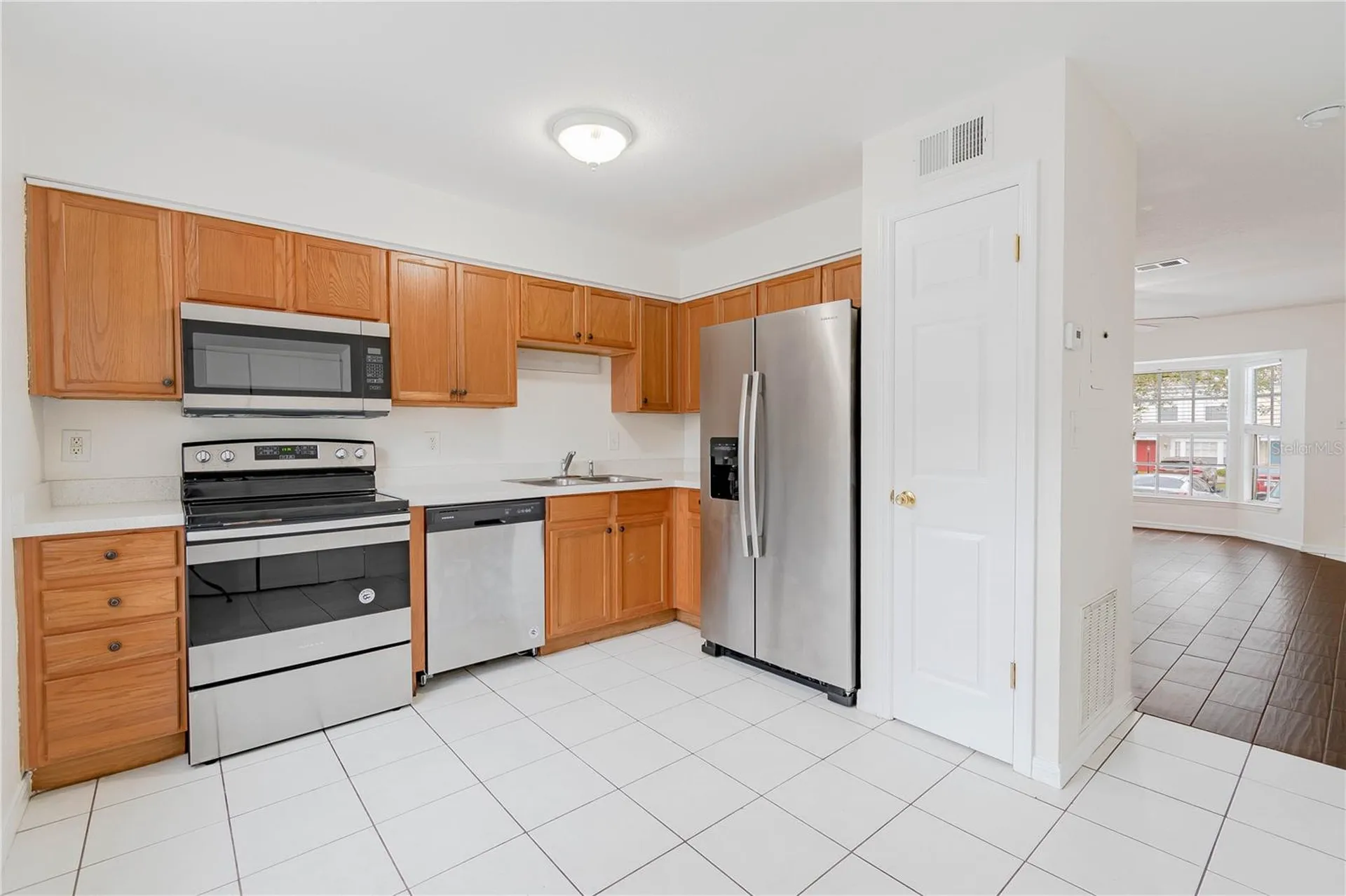 13538 Embassy Park Court Dade City FL 33525