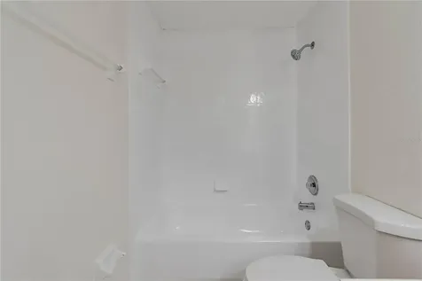 13538 Embassy Park Court Dade City FL 33525