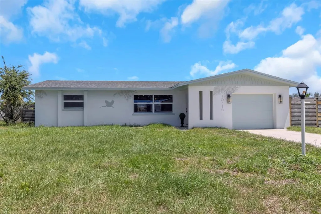 10216 Spoonbill Road E Bradenton FL 34209