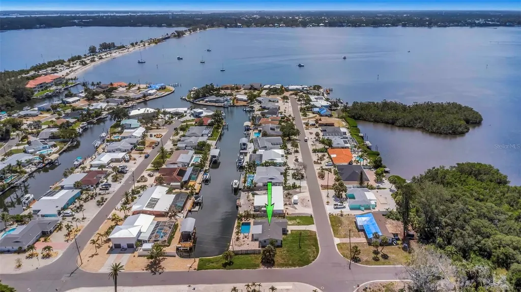 10216 Spoonbill Road E Bradenton FL 34209