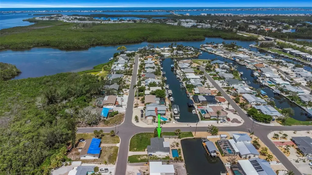 10216 Spoonbill Road E Bradenton FL 34209