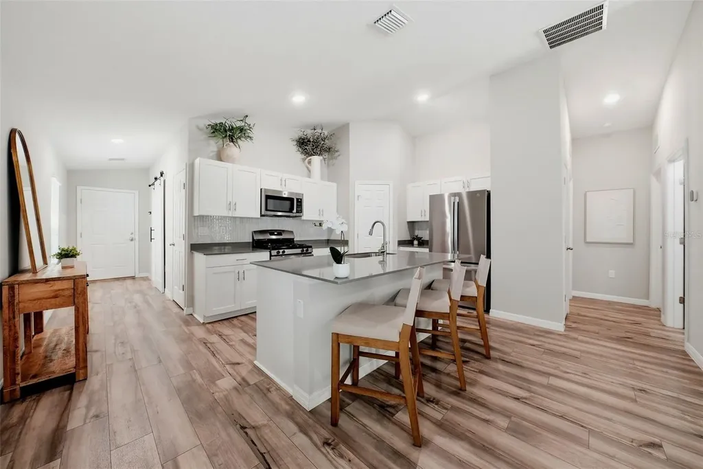 5560 Summer Sunset Drive Apollo Beach FL 33572
