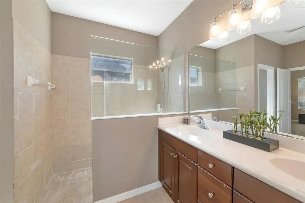 4930 Newport News Circle Bradenton FL 34211
