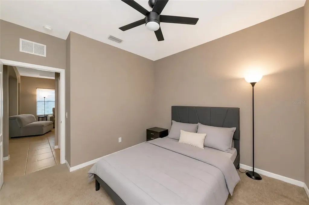 4930 Newport News Circle Bradenton FL 34211