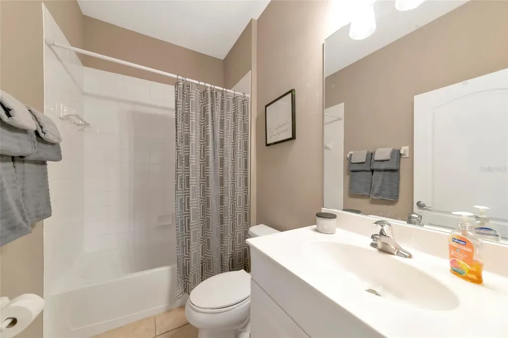 4930 Newport News Circle Bradenton FL 34211