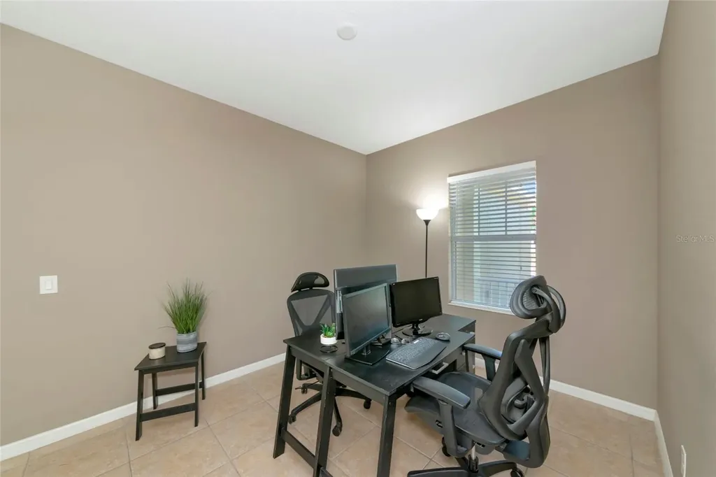 4930 Newport News Circle Bradenton FL 34211