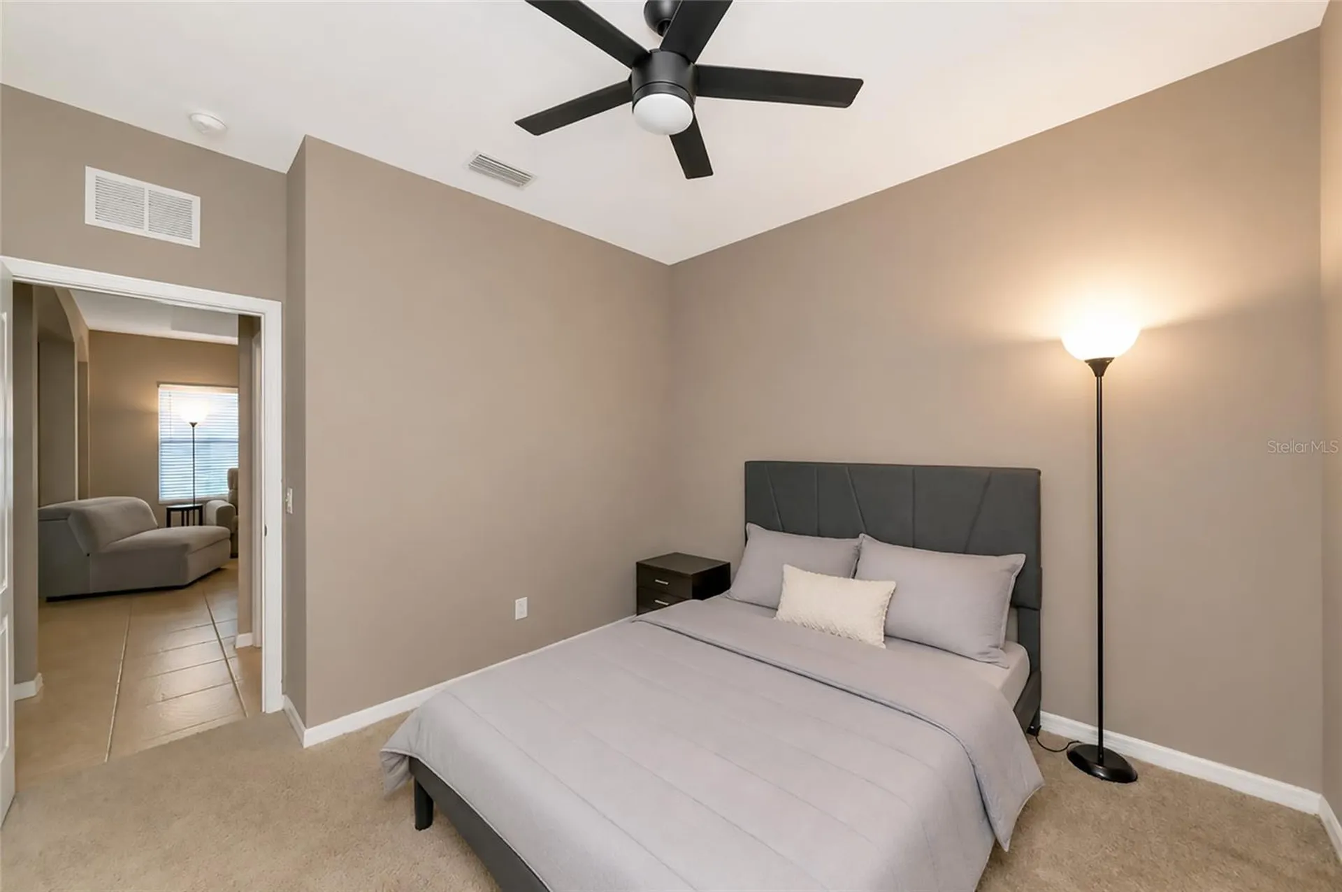 4930 Newport News Circle Bradenton FL 34211