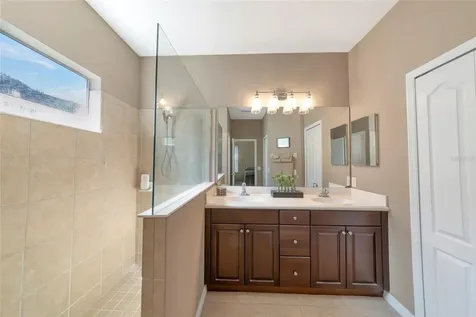 4930 Newport News Circle Bradenton FL 34211