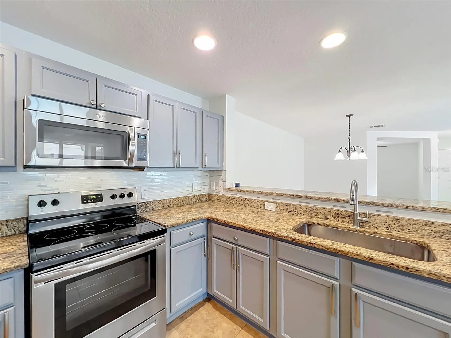 2543 Formax Drive Orlando FL 32828