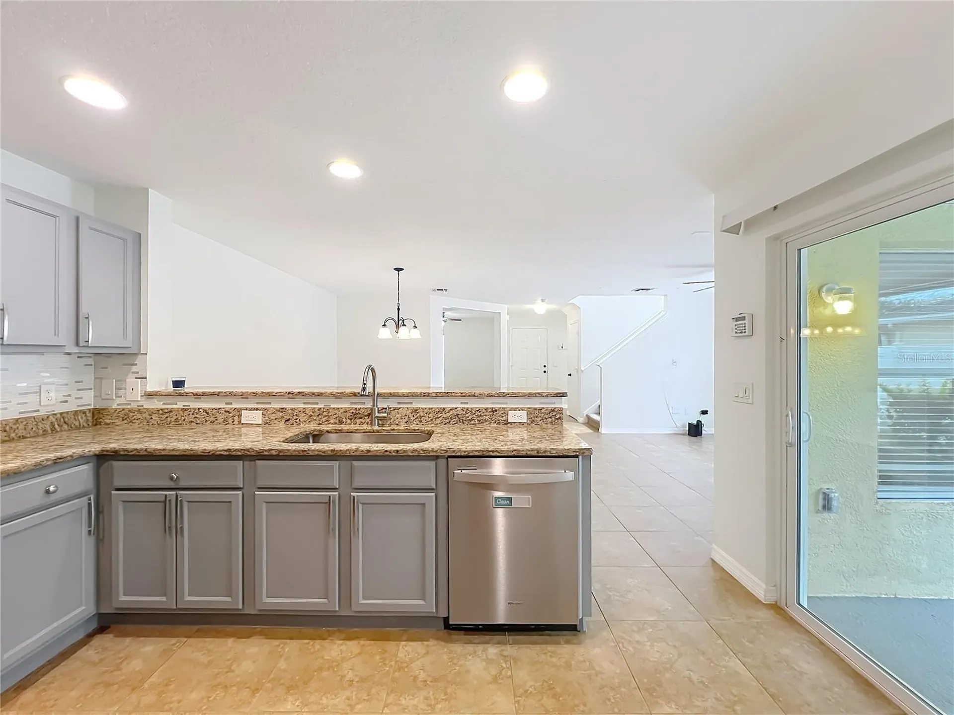 2543 Formax Drive Orlando FL 32828