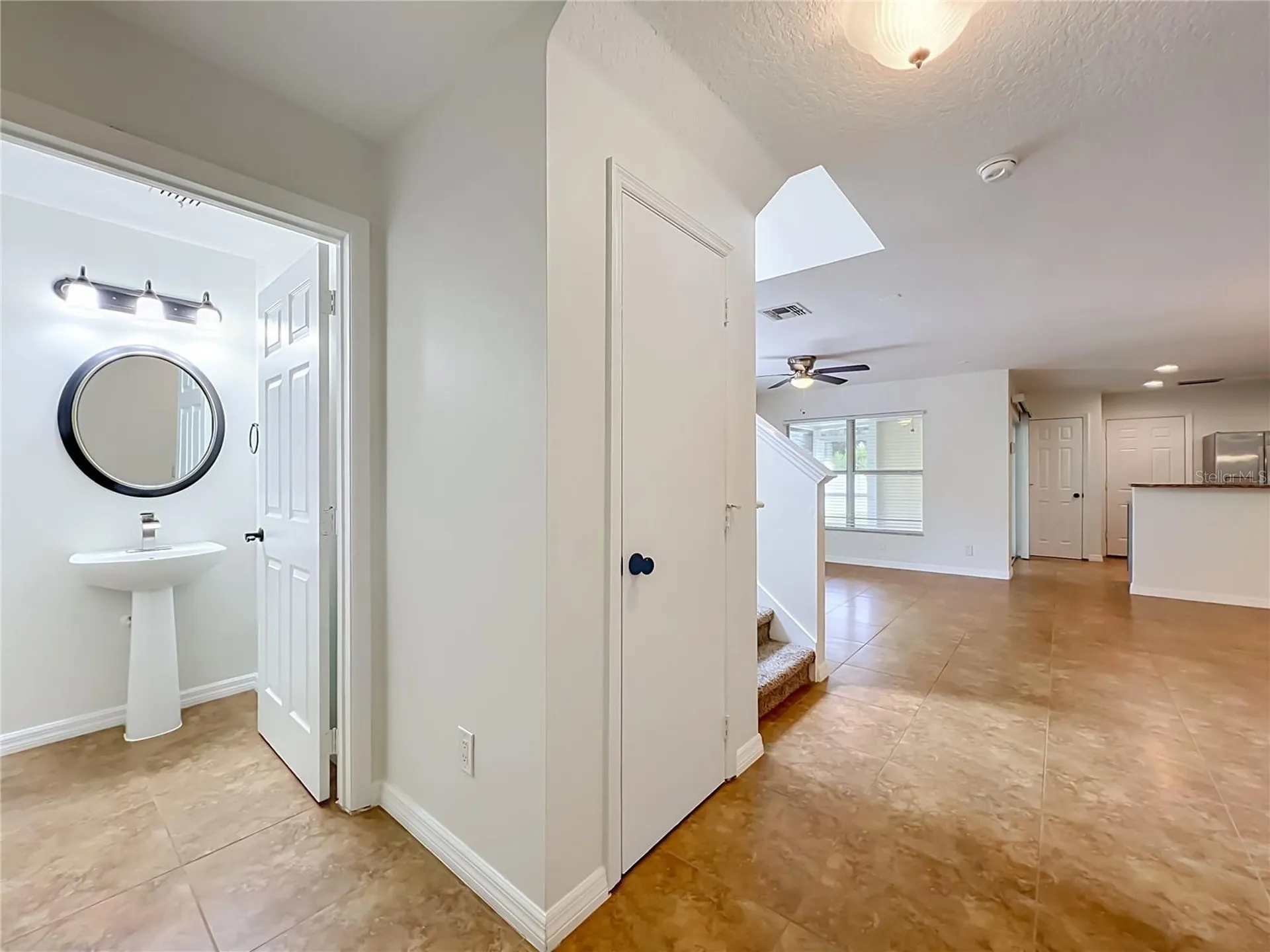 2543 Formax Drive Orlando FL 32828