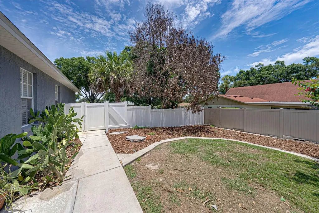 1113 Sugartree Drive N Lakeland FL 33813