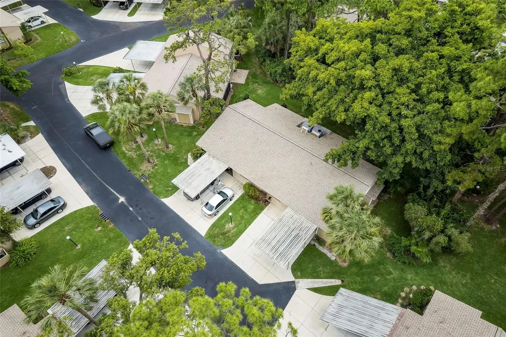 4807 Village Gardens Drive Sarasota FL 34234