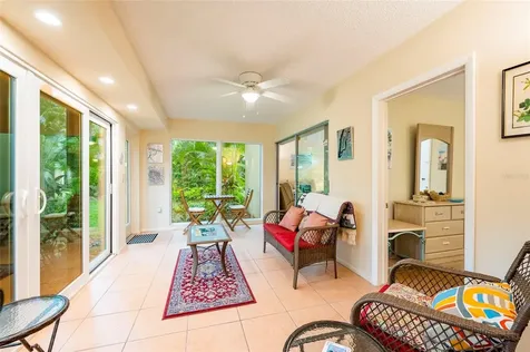 4807 Village Gardens Drive Sarasota FL 34234