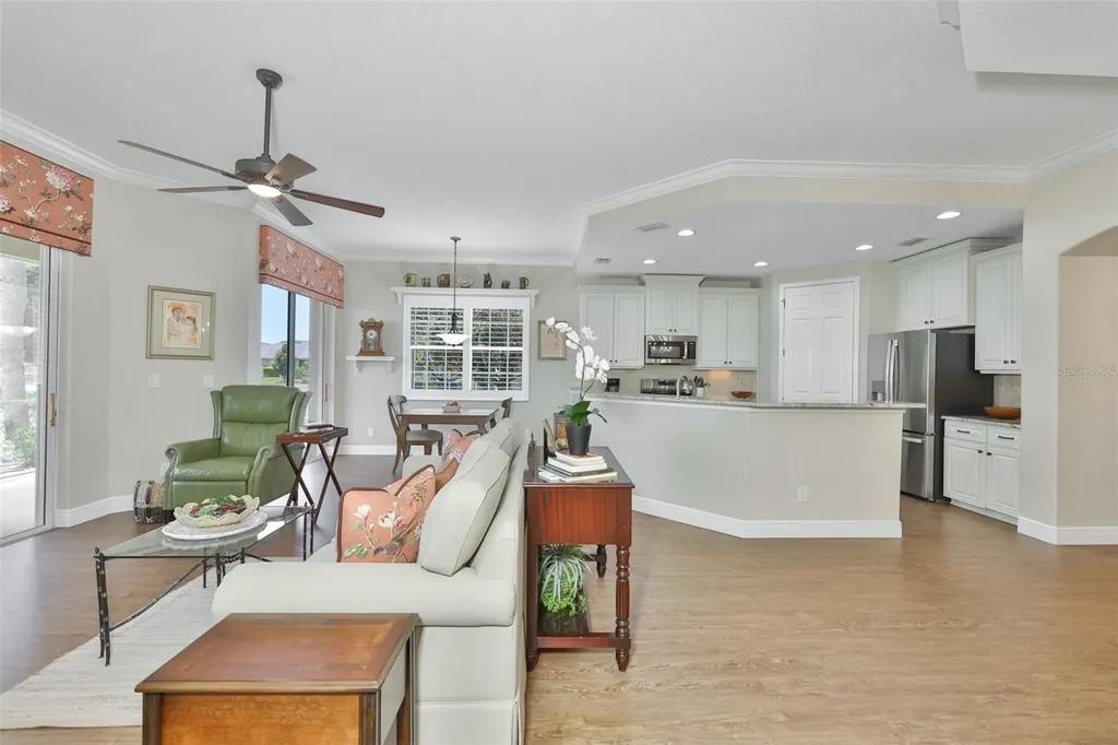 1440 Emerald Dunes Drive Sun City Center FL 33573