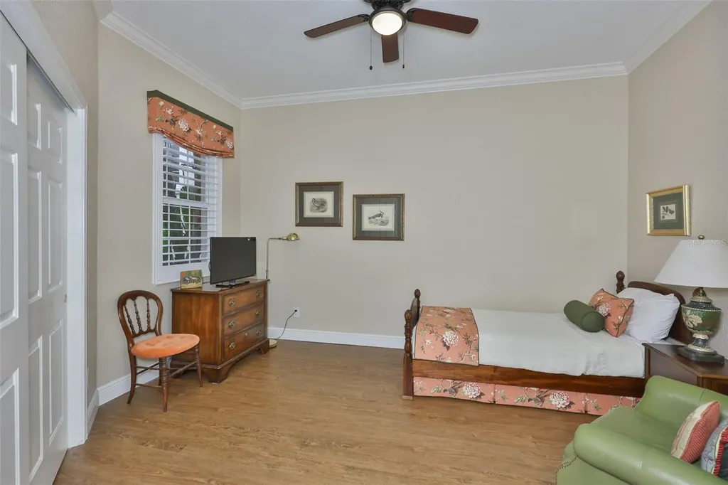 1440 Emerald Dunes Drive Sun City Center FL 33573