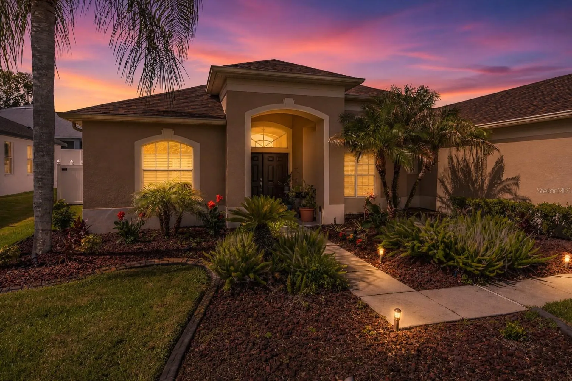 Valrico FL, 2307 Silver Trumpet Court
