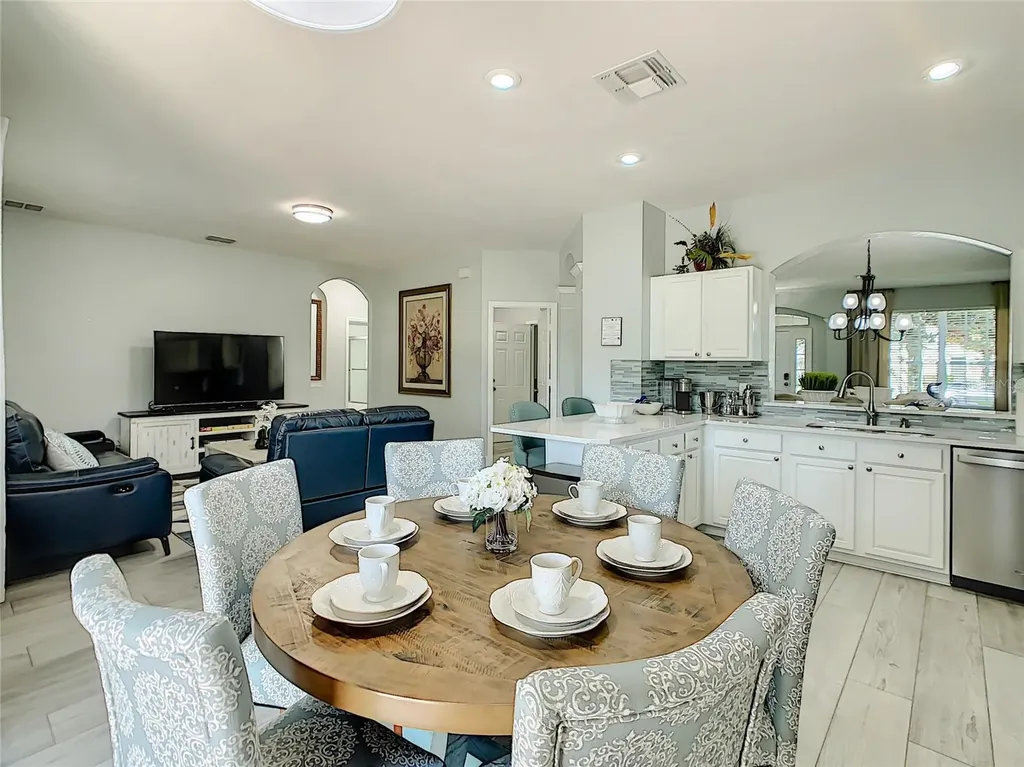 2709 Manesty Lane Kissimmee FL 34747