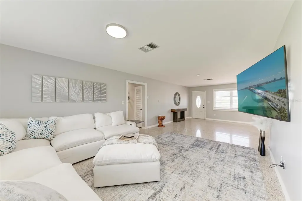 302 Dona Drive Nokomis FL 34275