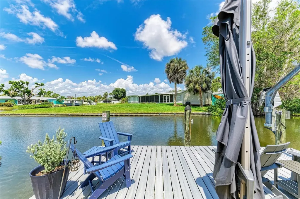 302 Dona Drive Nokomis FL 34275