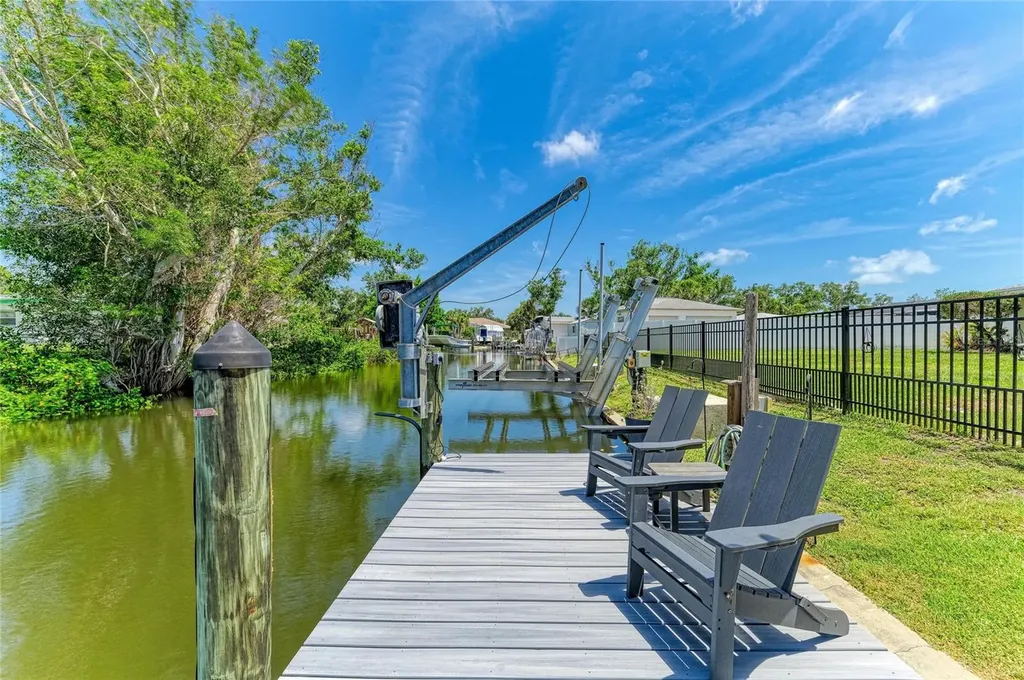 302 Dona Drive Nokomis FL 34275
