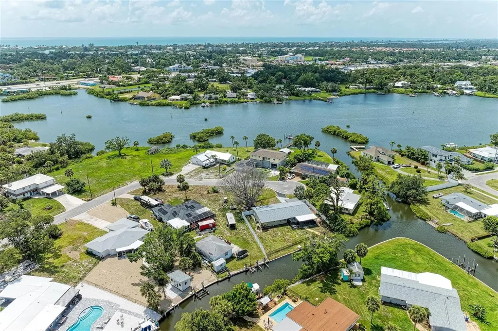 302 Dona Drive Nokomis FL 34275