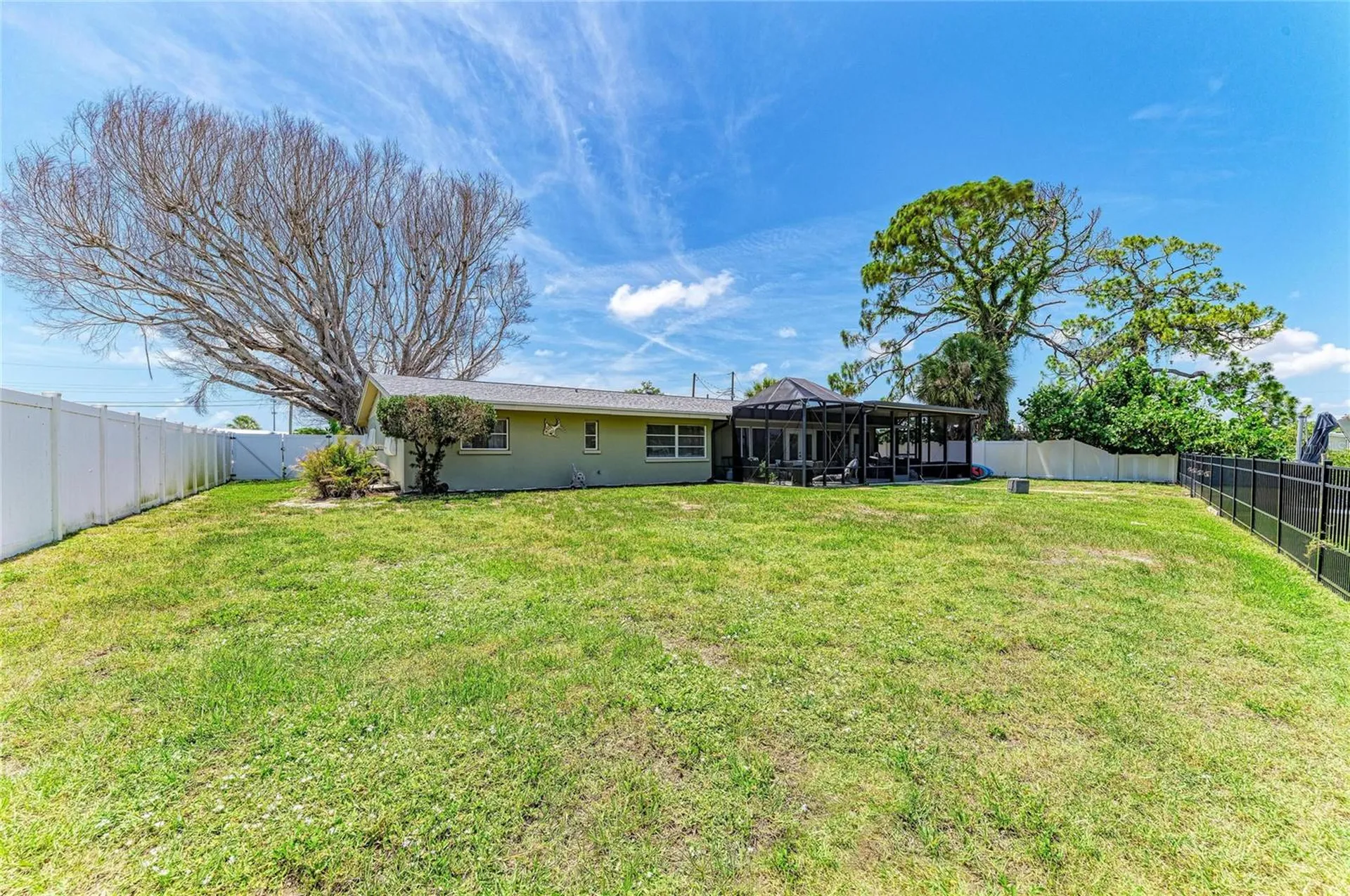 302 Dona Drive Nokomis FL 34275
