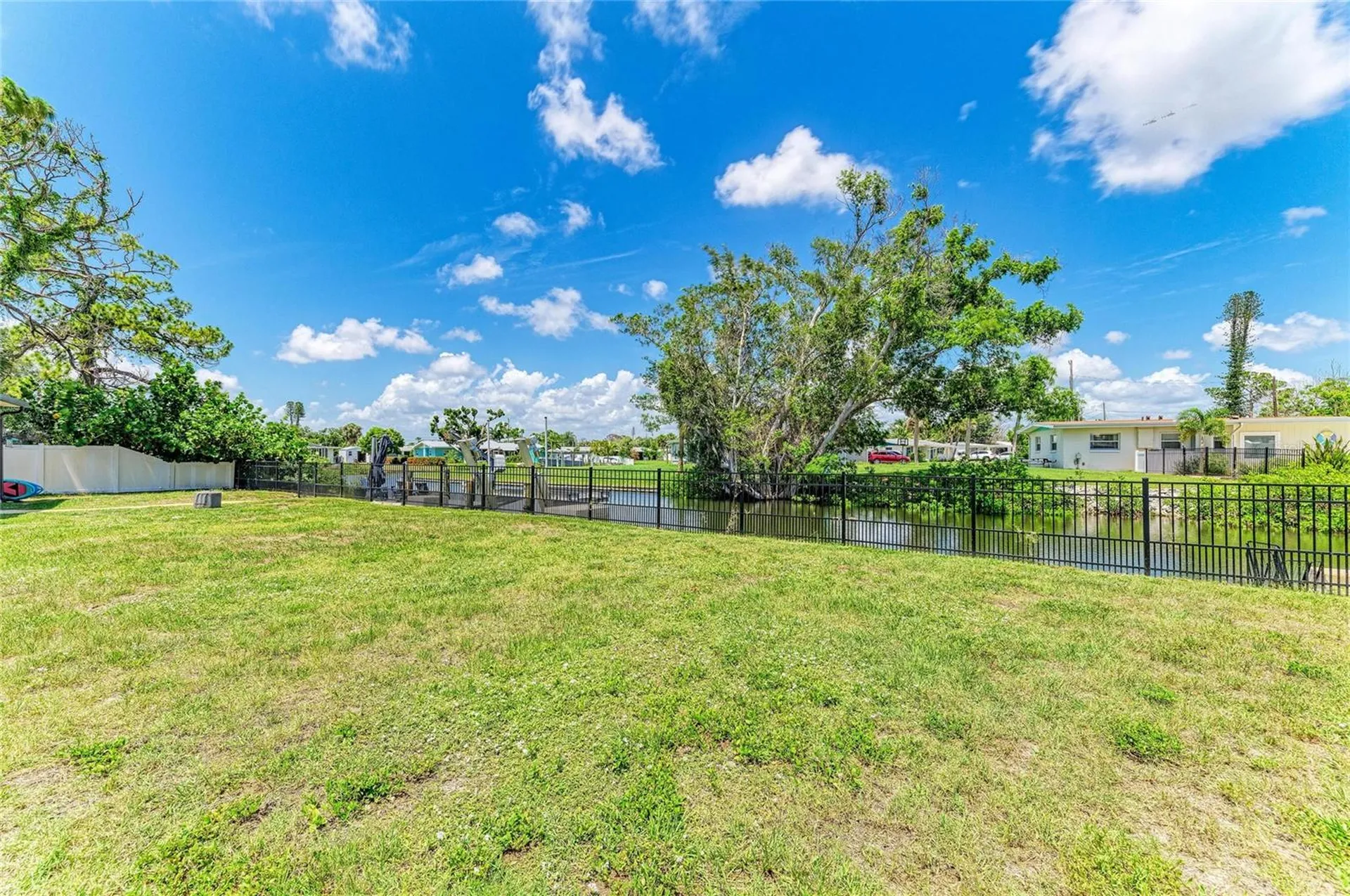 302 Dona Drive Nokomis FL 34275