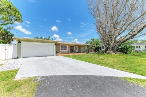 302 Dona Drive Nokomis FL 34275