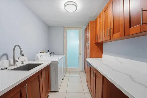 469 Sabanera Dorado PR 00646