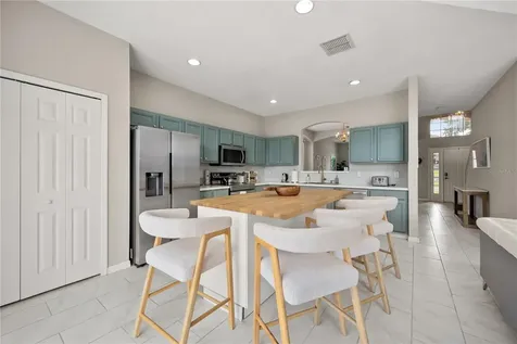 8675 La Isla Drive Kissimmee FL 34747