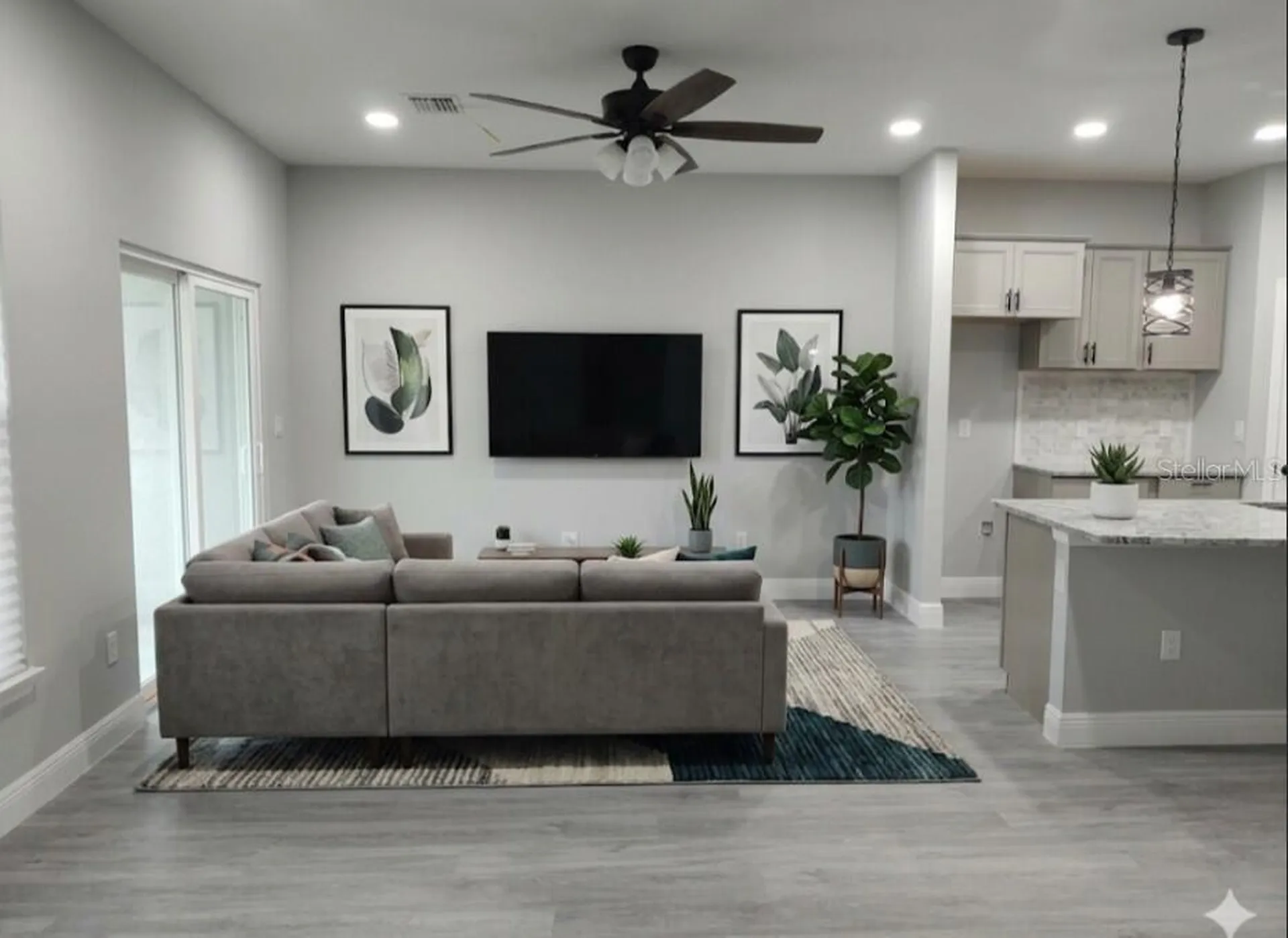 802 Marvin C Zanders Avenue Apopka FL 32703