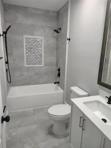 802 Marvin C Zanders Avenue Apopka FL 32703